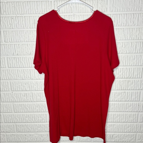 Women Within Red Short Sleeve Thermal Top - Picture 2 of 4